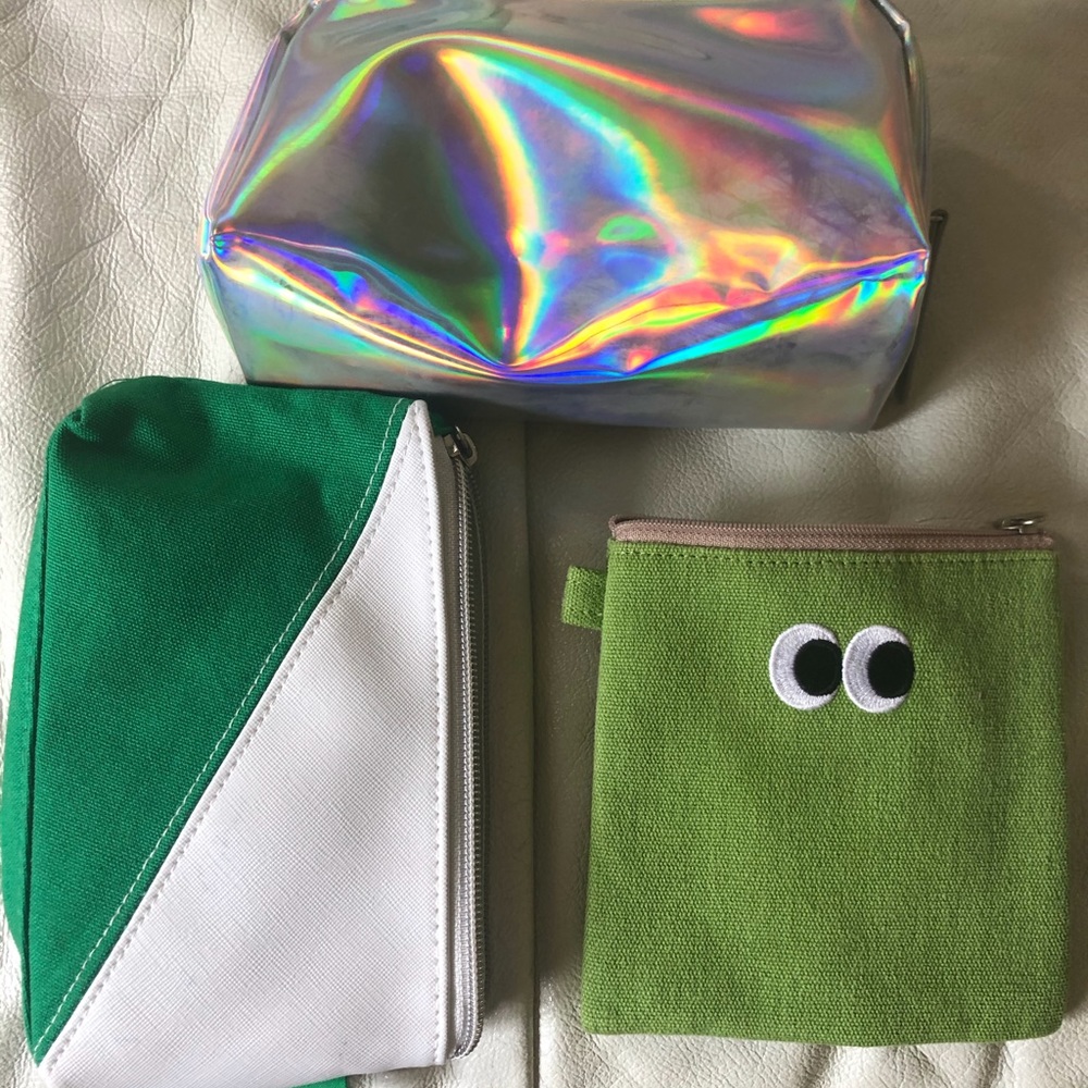 Makeup bag